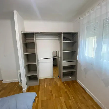 Apartment Meuble Circuit 24h